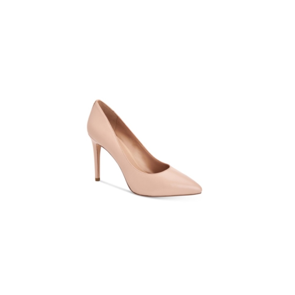 BCBGeneration Womens Heidi Pointed Toe Classic 8.5